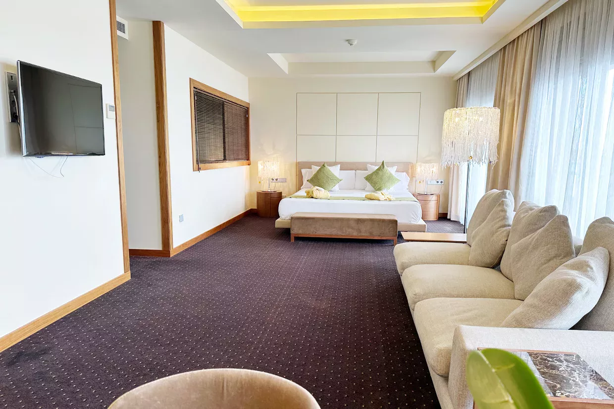 Luxe-Suite_19